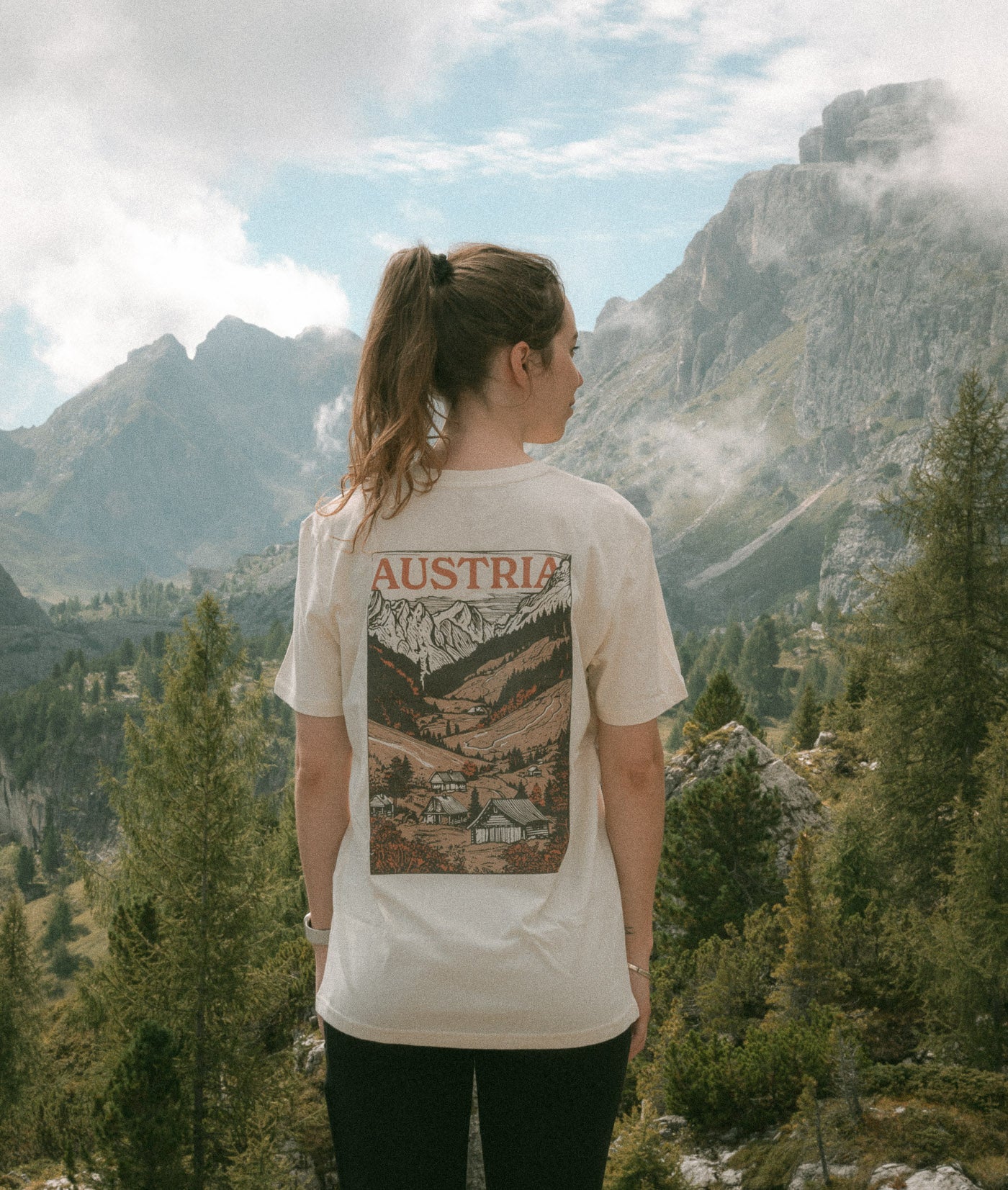 Shirt - Oostenrijkse bergen gekleurd